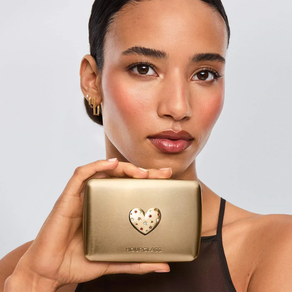Hourglass Ambient Lighting Edit Unlocked LOVE Holiday 2026